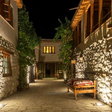 Serena Khaplu Palace Ngoại thất bức ảnh