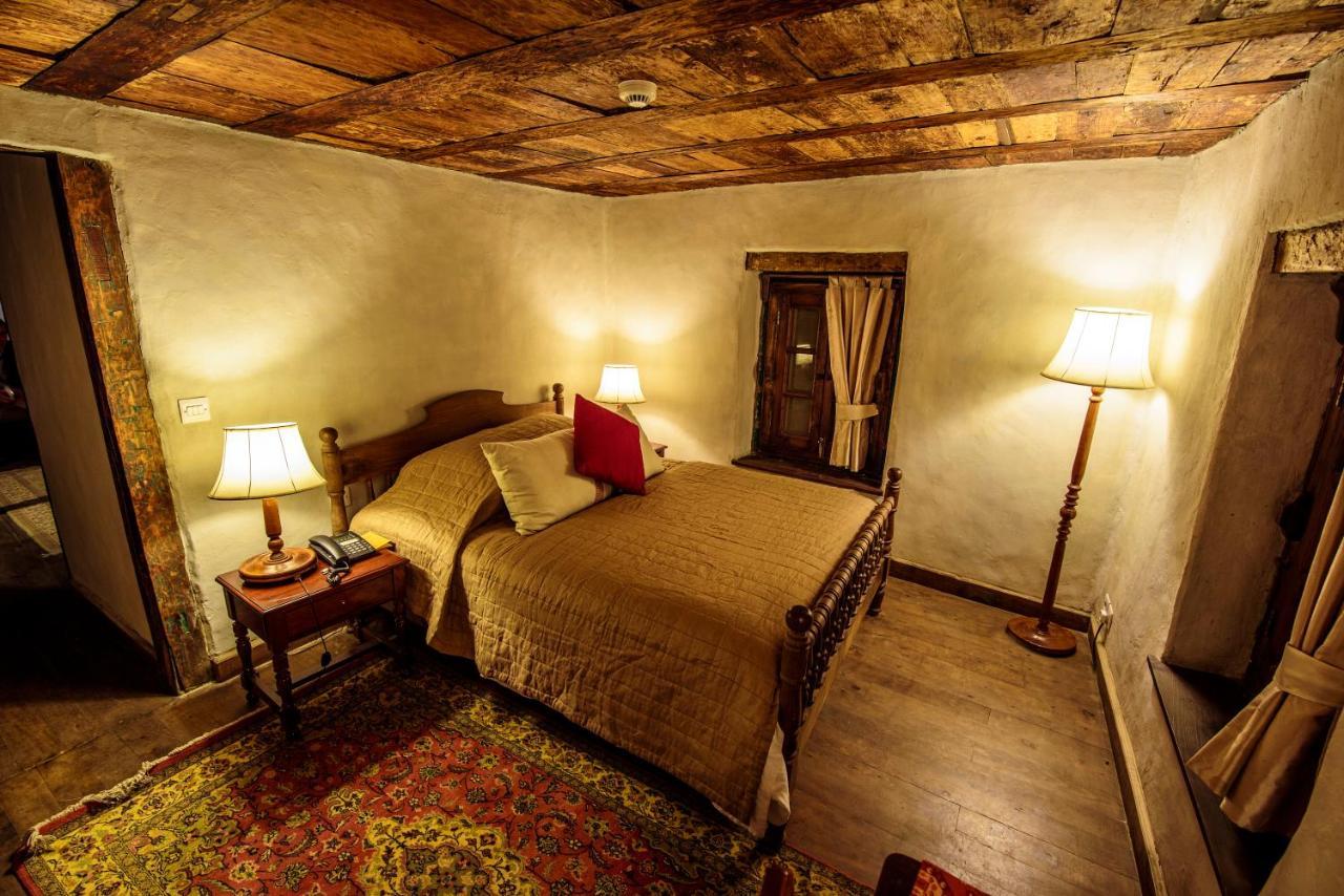 Serena Khaplu Palace Ngoại thất bức ảnh