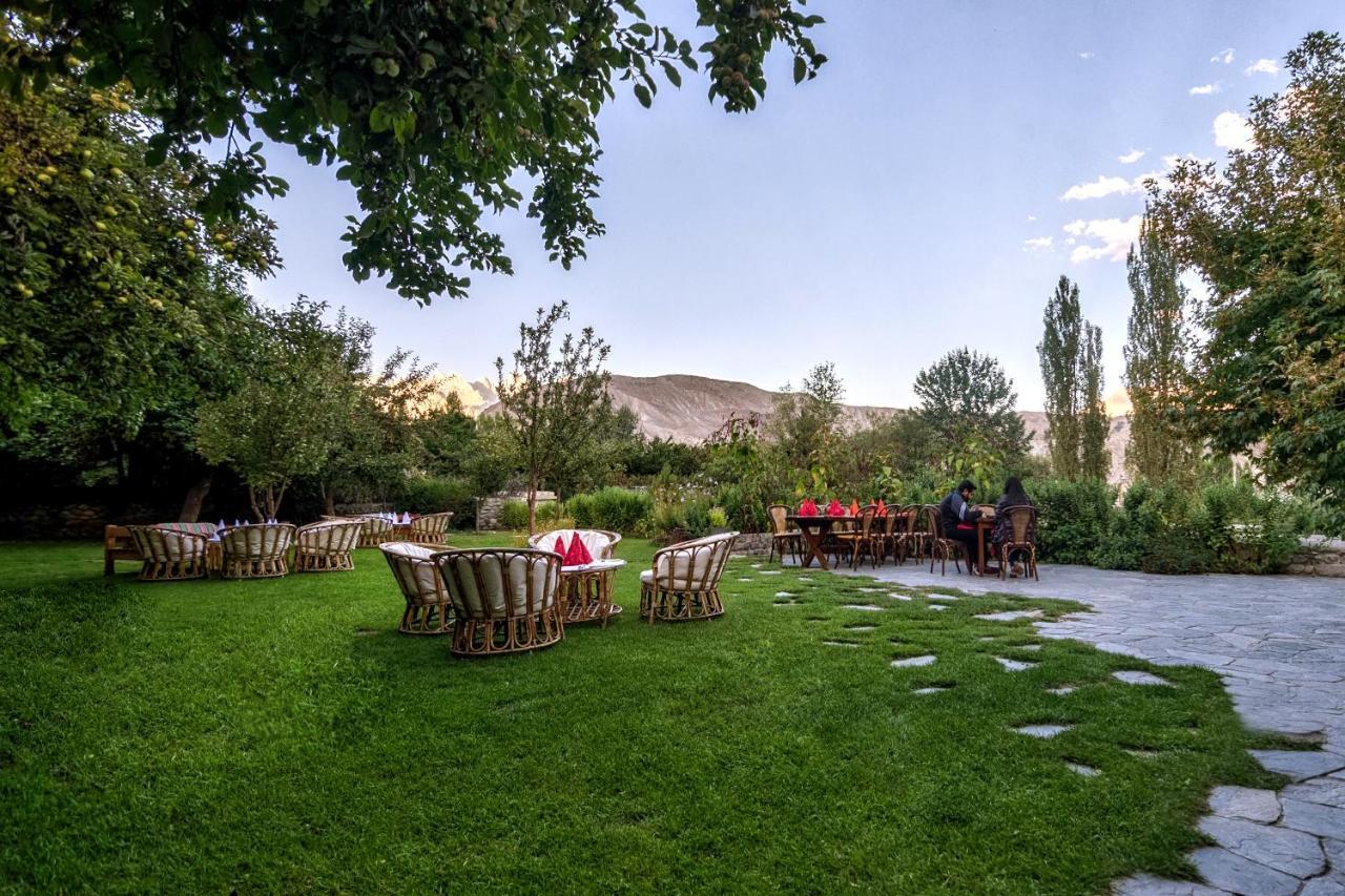 Serena Khaplu Palace Ngoại thất bức ảnh