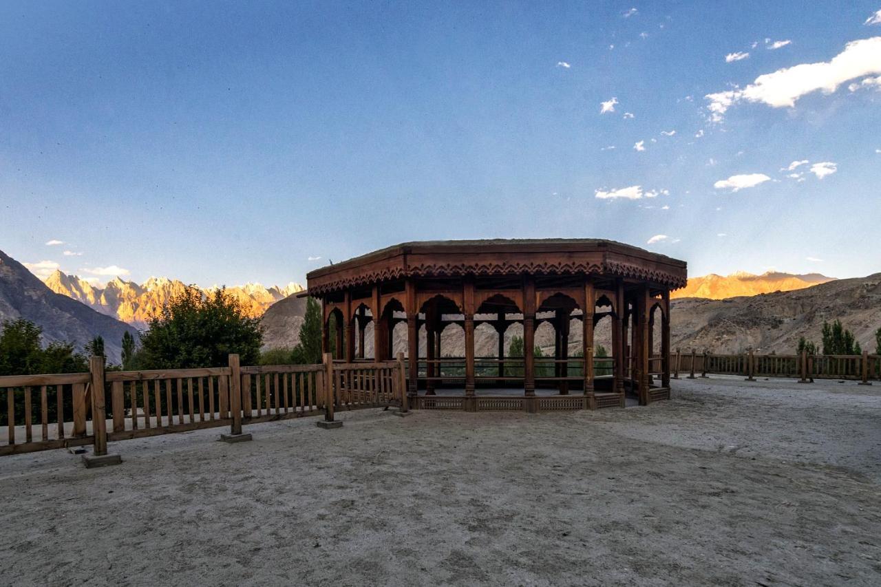 Serena Khaplu Palace Ngoại thất bức ảnh